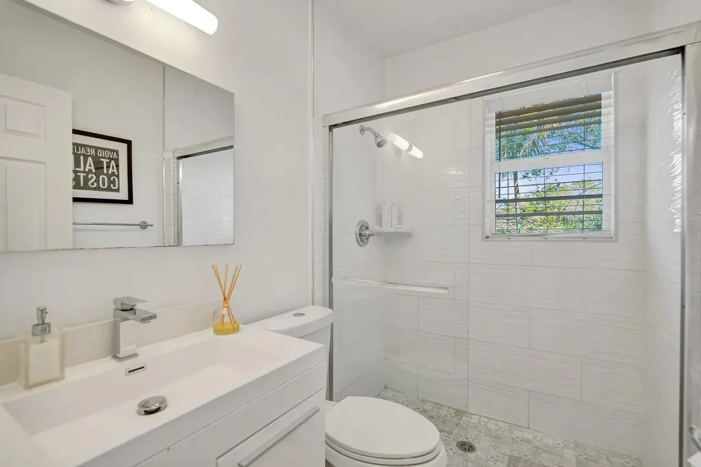 1415 SE 2nd Street Fort Lauderdale FL 33301