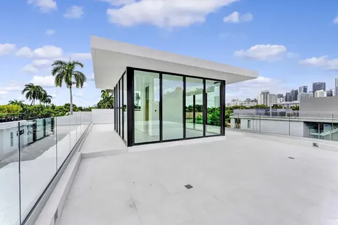 2130 S Miami Avenue Miami FL 33129
