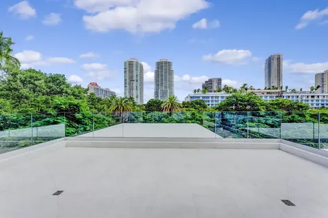 2130 S Miami Avenue Miami FL 33129
