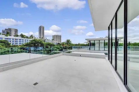 2130 S Miami Avenue Miami FL 33129