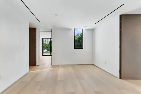 2130 S Miami Avenue Miami FL 33129