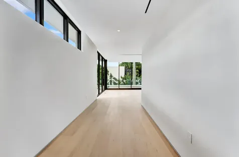 2130 S Miami Avenue Miami FL 33129