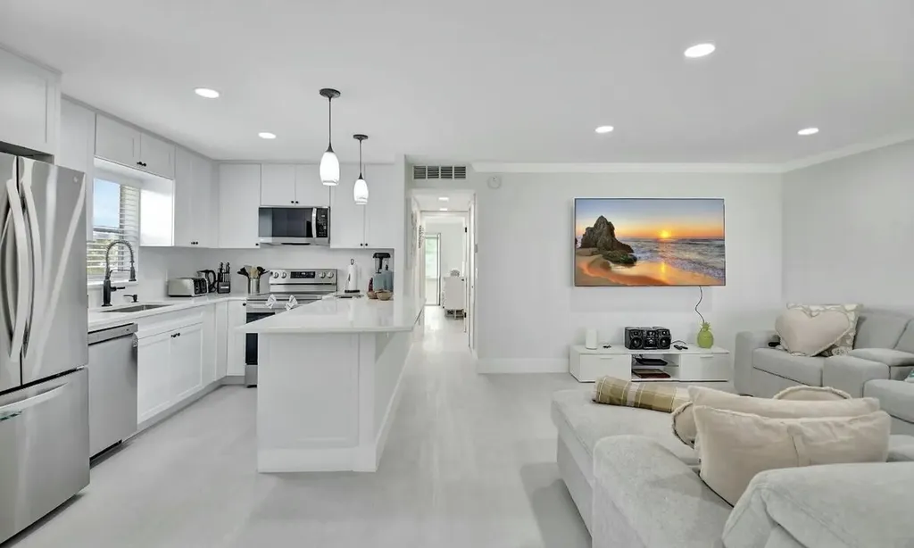 581 Monaco Boulevard Delray Beach FL 33446