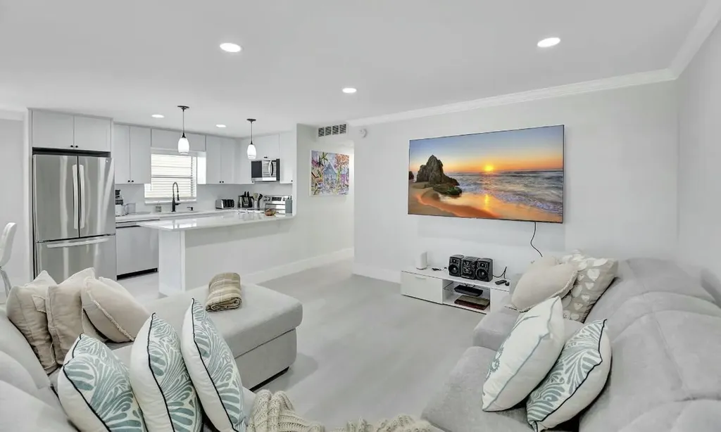 581 Monaco Boulevard Delray Beach FL 33446