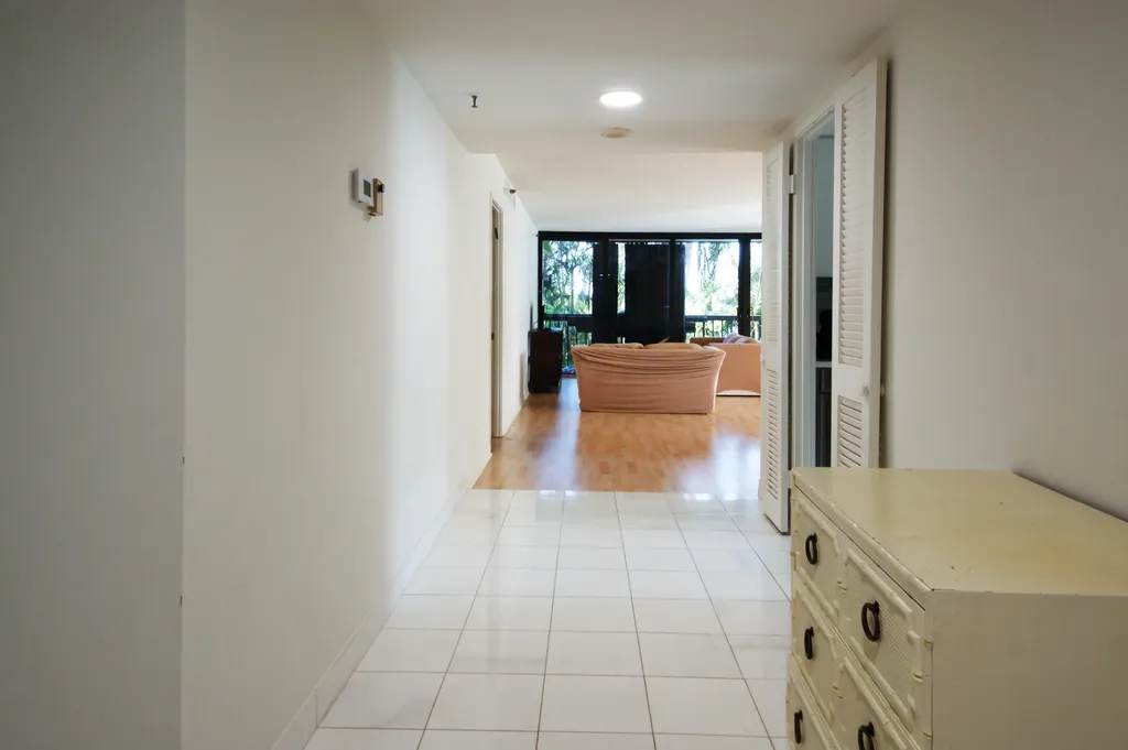 2450 Presidential Way West Palm Beach FL 33401