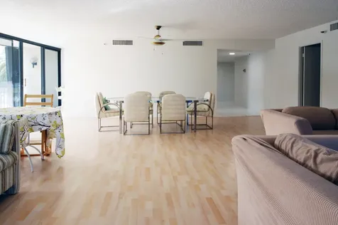 2450 Presidential Way West Palm Beach FL 33401
