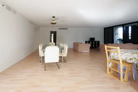 2450 Presidential Way West Palm Beach FL 33401
