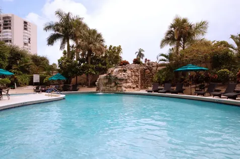 2450 Presidential Way West Palm Beach FL 33401
