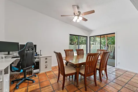 1007 Raintree Lane Palm Beach Gardens FL 33410