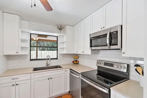 1007 Raintree Lane Palm Beach Gardens FL 33410