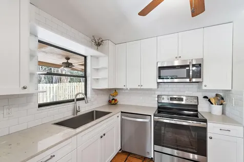 1007 Raintree Lane Palm Beach Gardens FL 33410