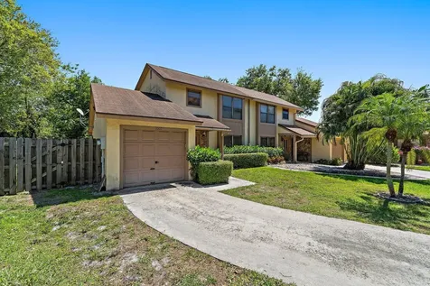 1007 Raintree Lane Palm Beach Gardens FL 33410