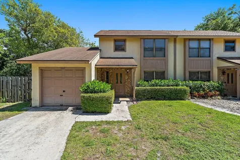 1007 Raintree Lane Palm Beach Gardens FL 33410