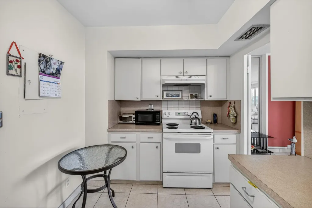 3333 NE 34th Street Fort Lauderdale FL 33308