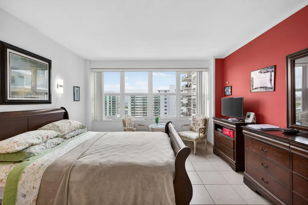 3333 NE 34th Street Fort Lauderdale FL 33308