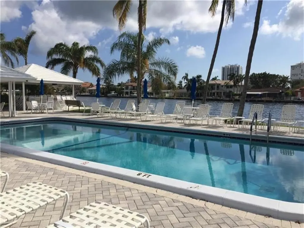 6521 Bay Club Drive Fort Lauderdale FL 33308