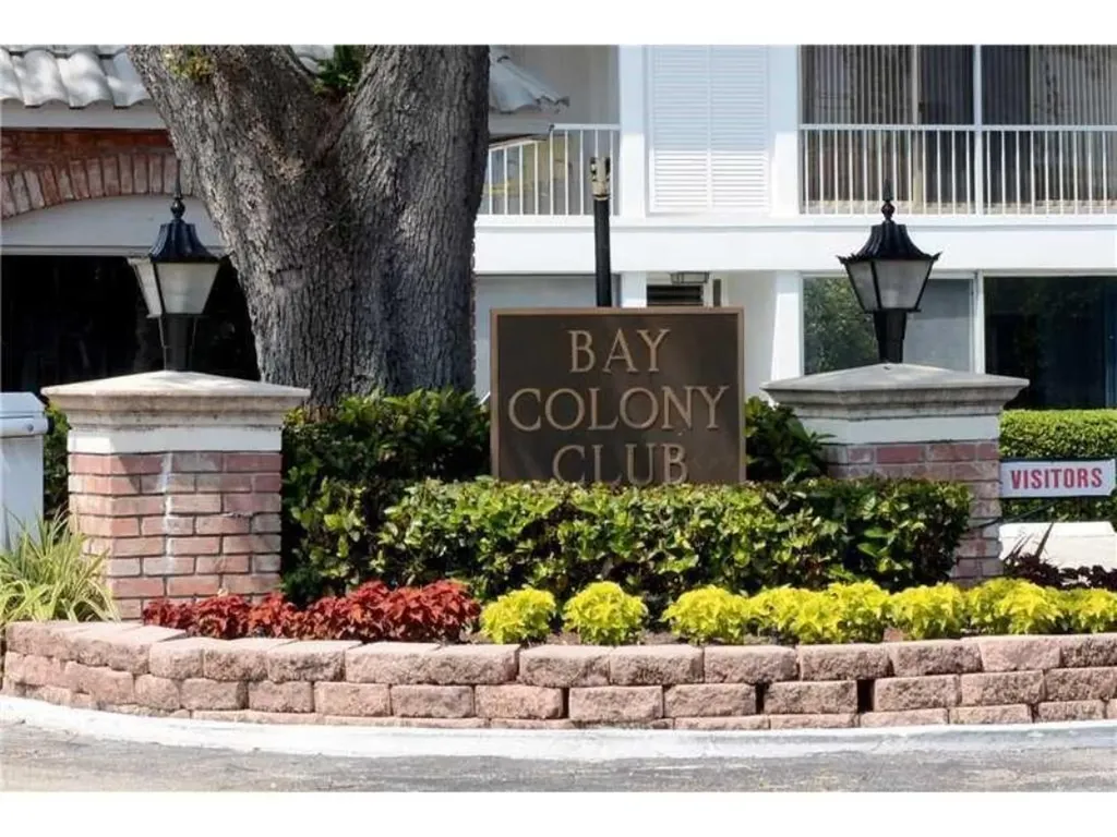6521 Bay Club Drive Fort Lauderdale FL 33308