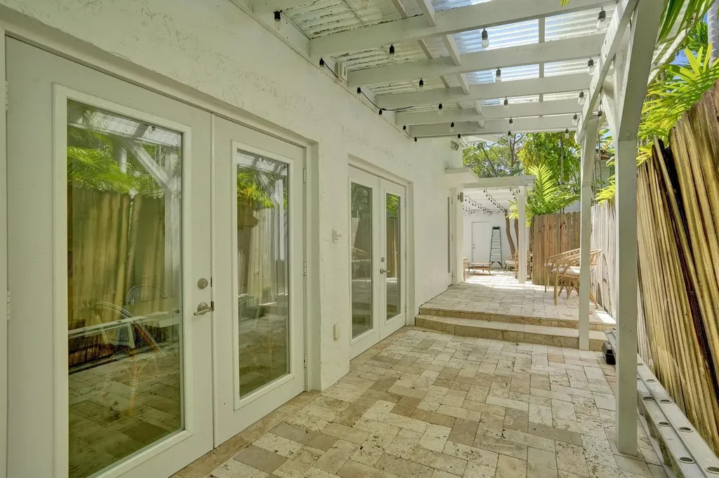 1524 SE 1st Street Fort Lauderdale FL 33301