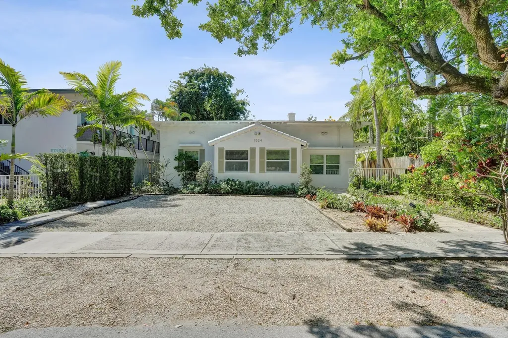 1524 SE 1st Street Fort Lauderdale FL 33301