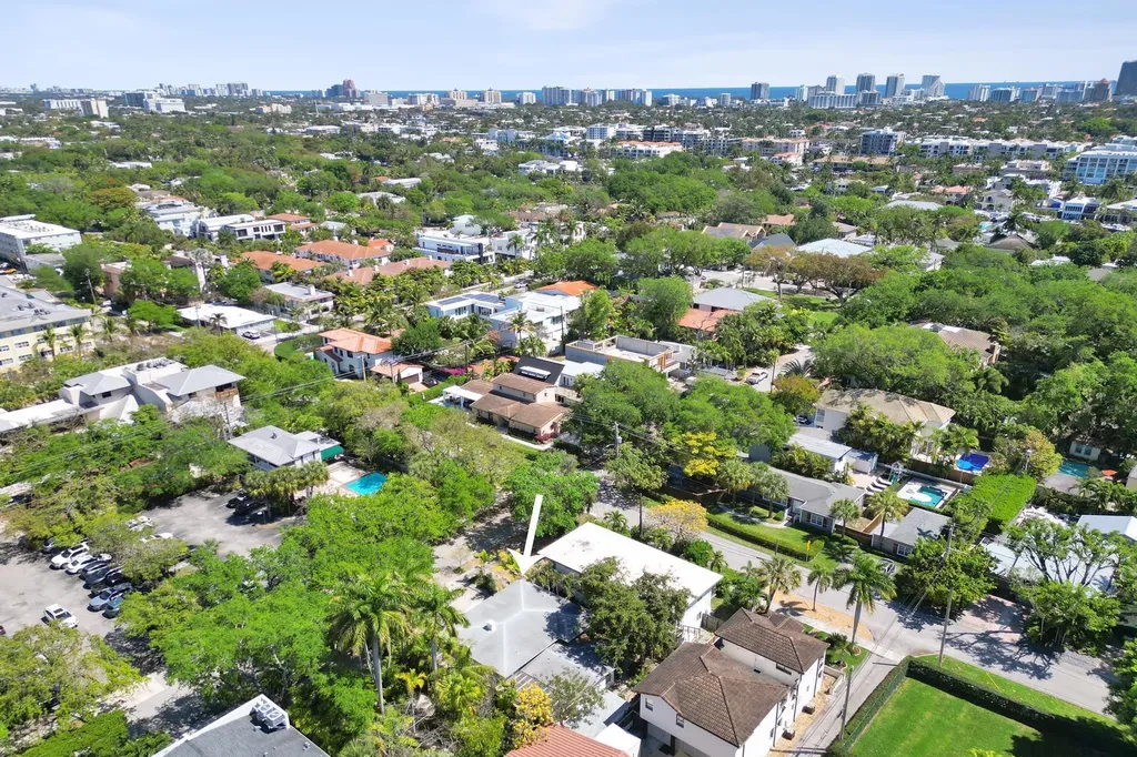 1524 SE 1st Street Fort Lauderdale FL 33301