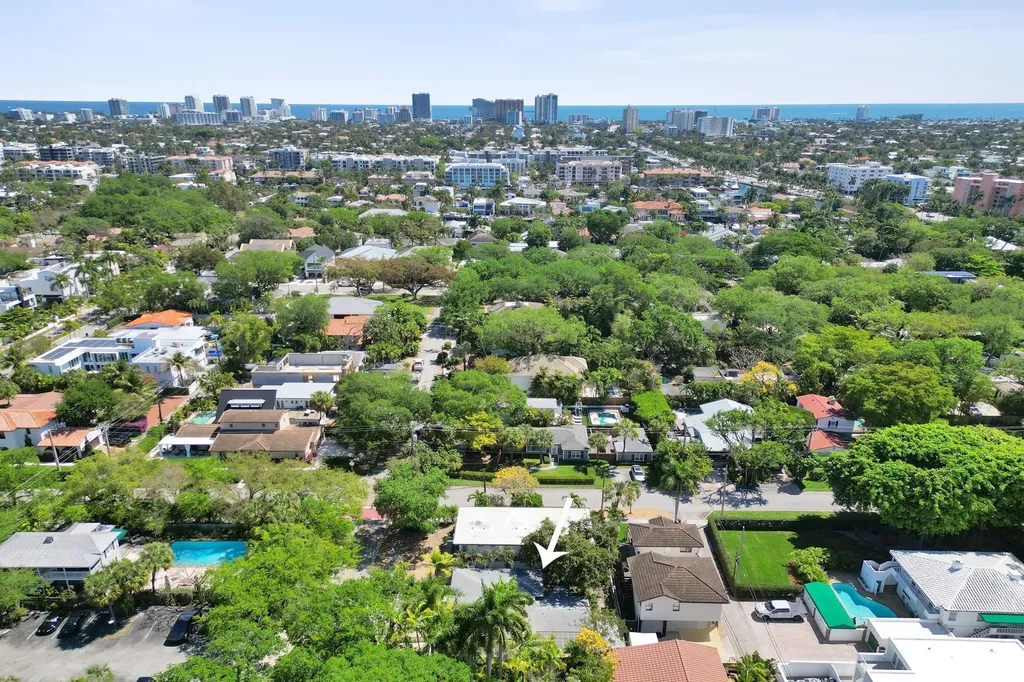 1524 SE 1st Street Fort Lauderdale FL 33301