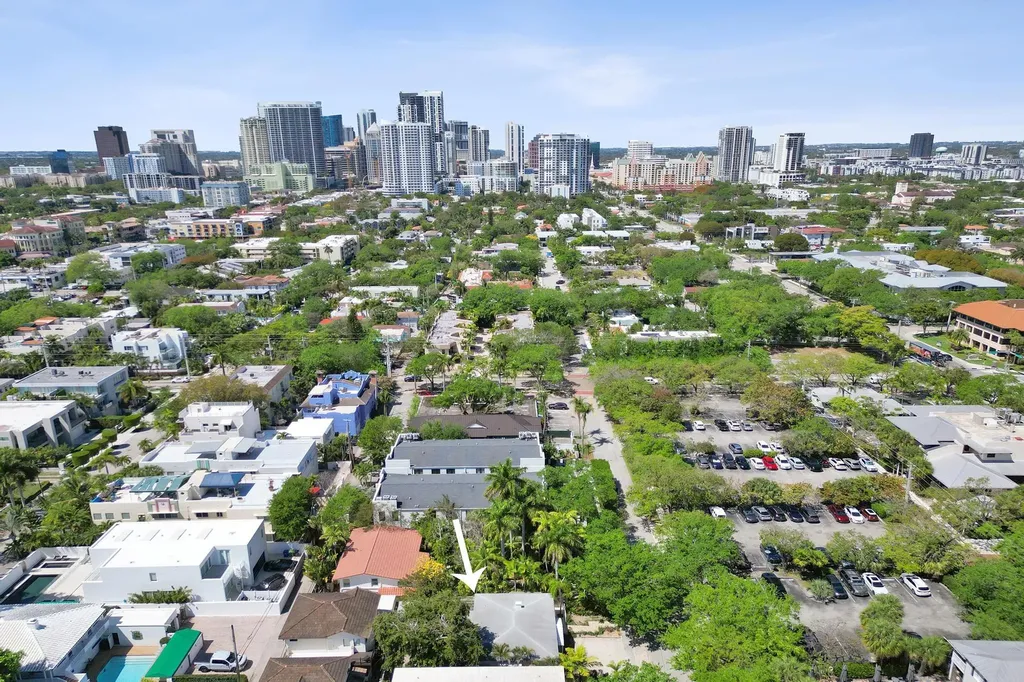 1524 SE 1st Street Fort Lauderdale FL 33301