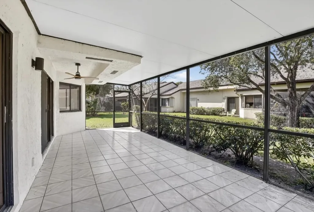 373 NW 94th Terrace Plantation FL 33324