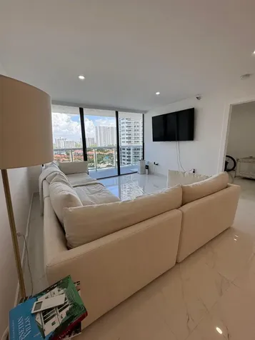 20515 E Country Club Drive Miami FL 33180