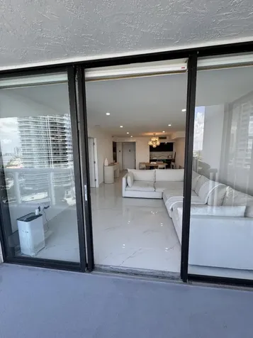 20515 E Country Club Drive Miami FL 33180