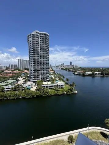 20515 E Country Club Drive Miami FL 33180
