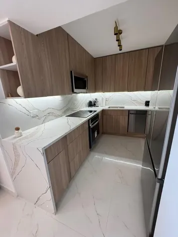 20515 E Country Club Drive Miami FL 33180