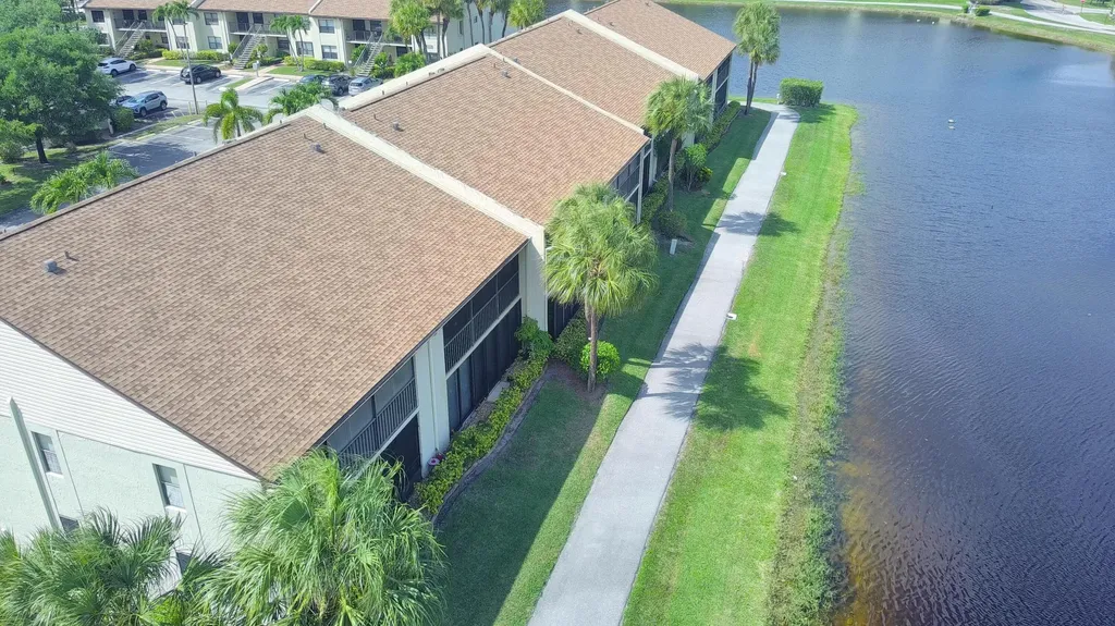 7926 Willow Spring Drive Lake Worth FL 33467