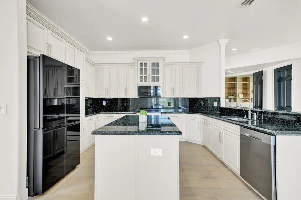 8685 Cobblestone Point Circle Boynton Beach FL 33472