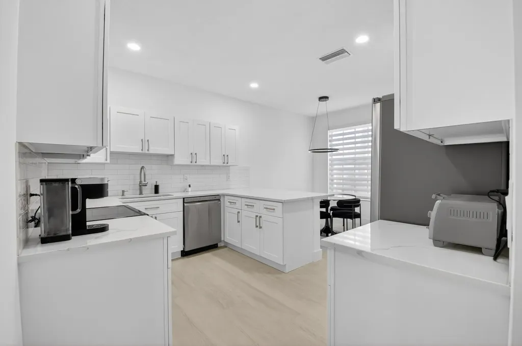 6752 Montego Bay Boulevard Boca Raton FL 33433