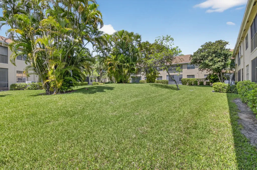 6752 Montego Bay Boulevard Boca Raton FL 33433