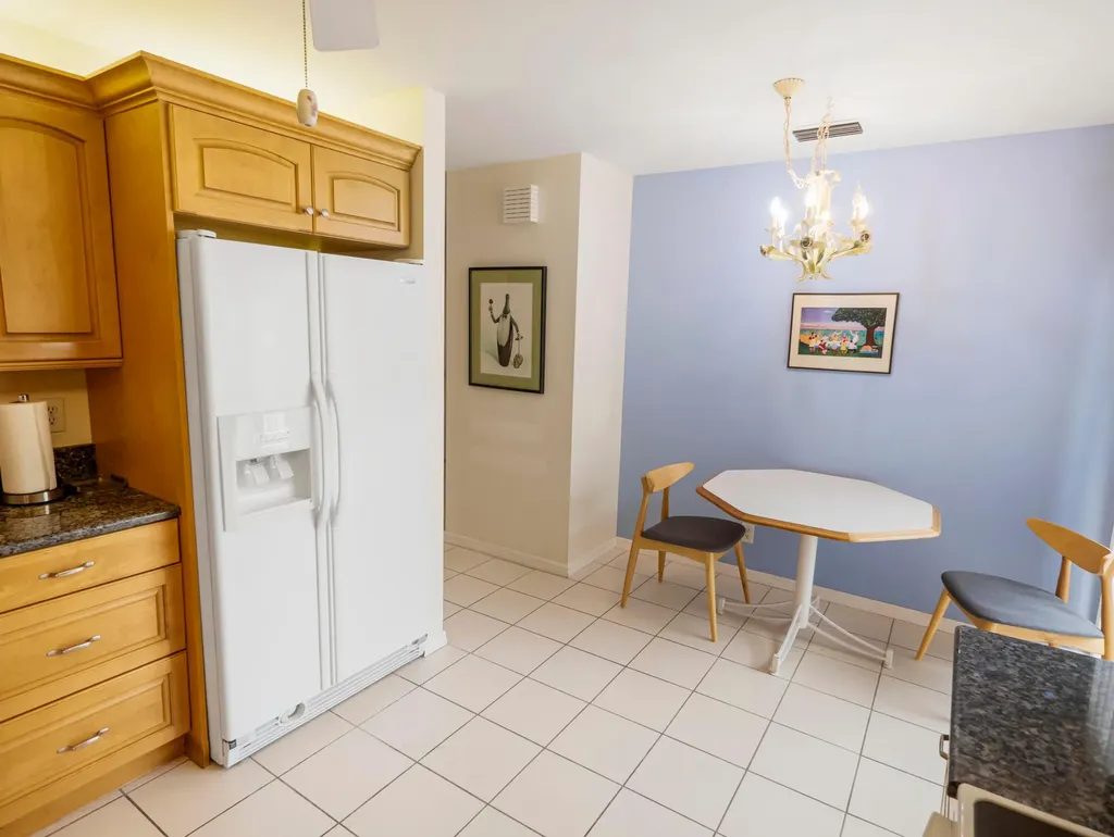 6776 SE Yorktown Drive Hobe Sound FL 33455