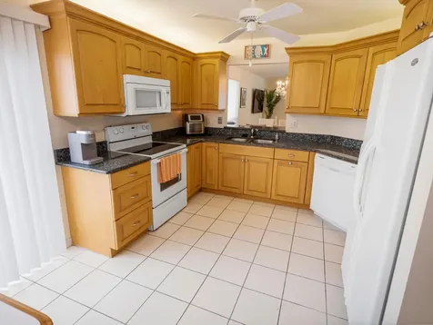 6776 SE Yorktown Drive Hobe Sound FL 33455