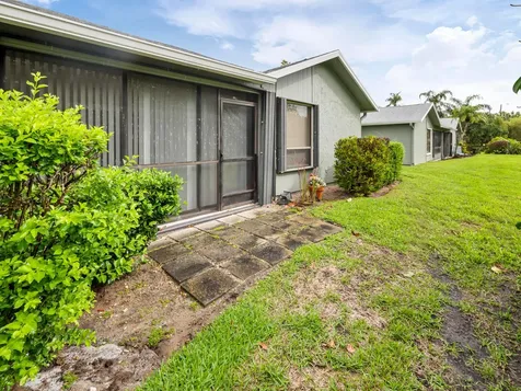 6776 SE Yorktown Drive Hobe Sound FL 33455
