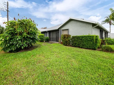 6776 SE Yorktown Drive Hobe Sound FL 33455