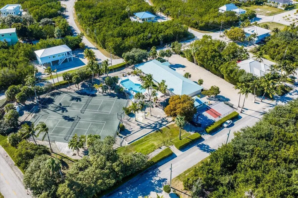 1129 Pebble Beach Lane Duck Key FL 33050
