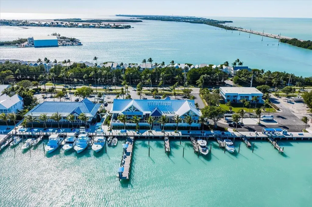 1129 Pebble Beach Lane Duck Key FL 33050