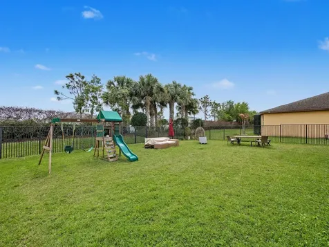 11316 SW Barton Way Port St Lucie FL 34987