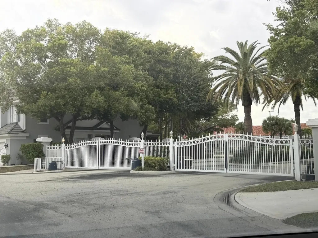 21543 St Andrews Grand Circle Boca Raton FL 33486