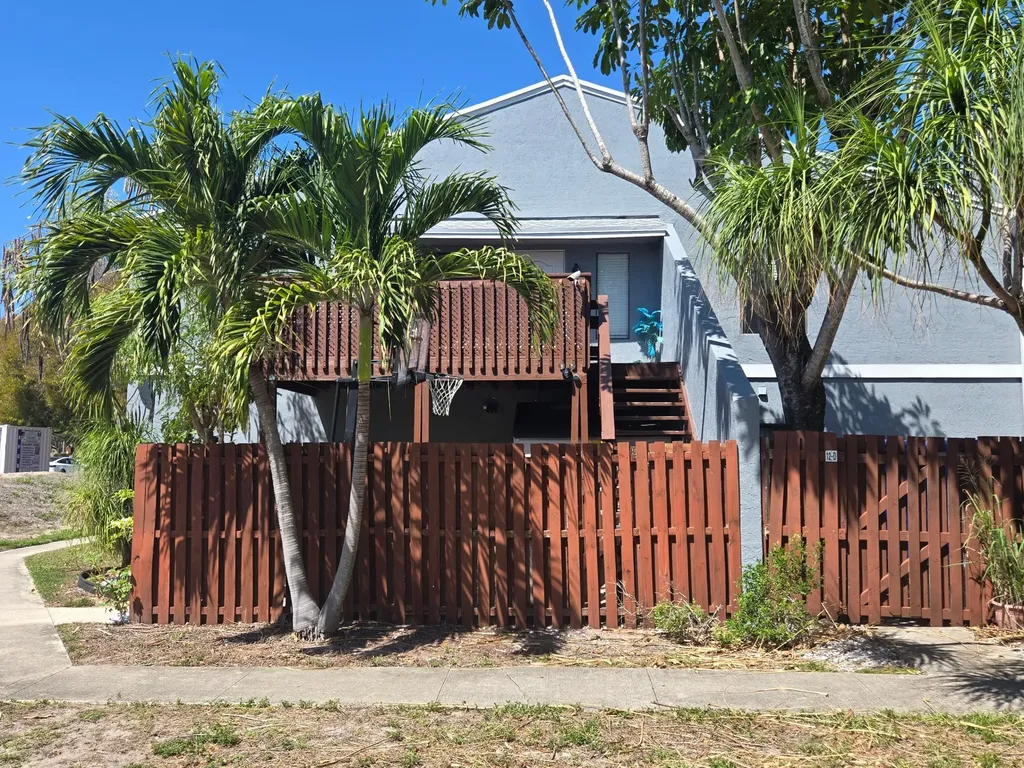 12 Crossings Circle Boynton Beach FL 33435