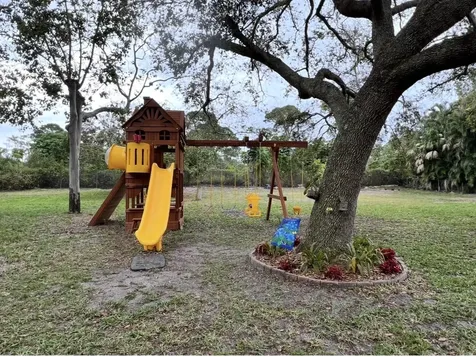 10908 SE Hobart Street Jupiter FL 33469
