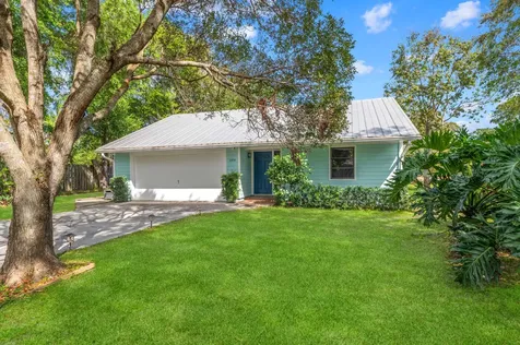 10908 SE Hobart Street Jupiter FL 33469