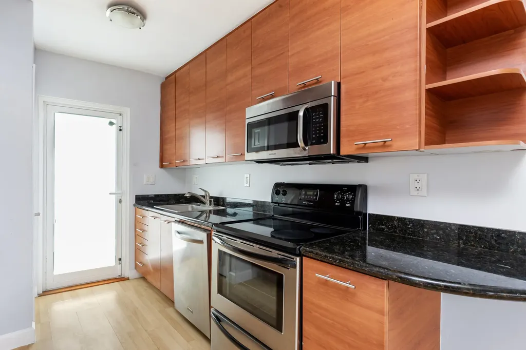 3250 NE 28th Street Fort Lauderdale FL 33308