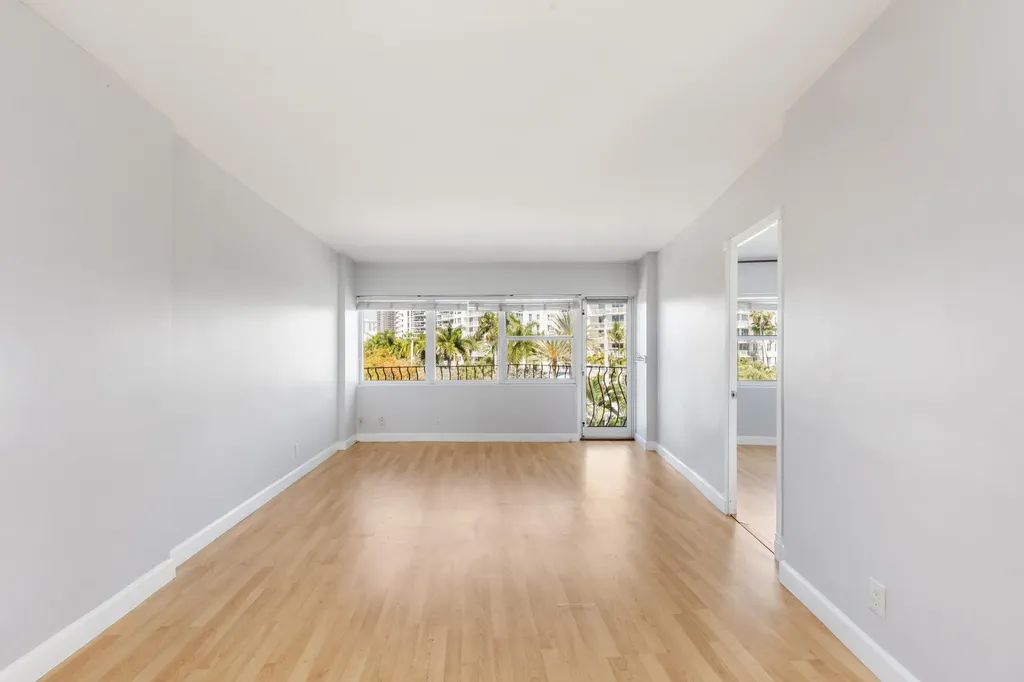 3250 NE 28th Street Fort Lauderdale FL 33308