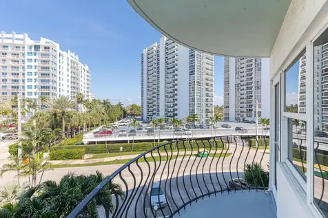 3250 NE 28th Street Fort Lauderdale FL 33308