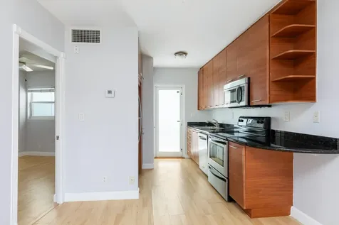 3250 NE 28th Street Fort Lauderdale FL 33308